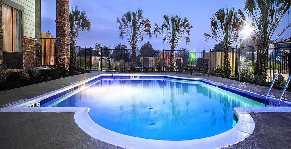 Comfort Inn & Suites Beeville Exteriér fotografie