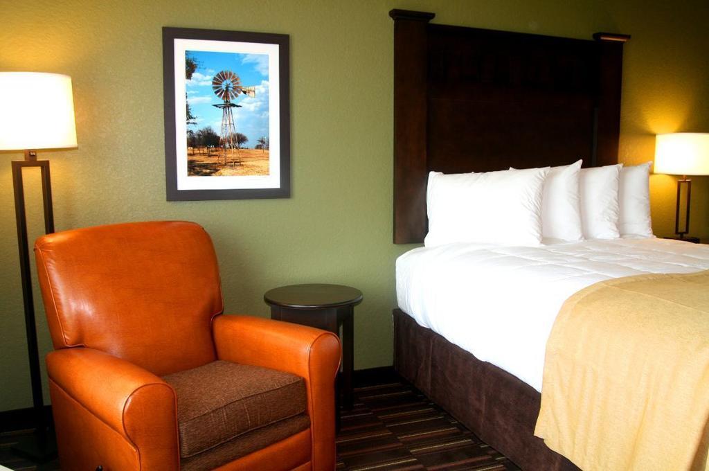 Comfort Inn & Suites Beeville Pokoj fotografie